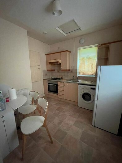 1 Bedroom Flat To Rent In Ashburnham Road, Luton, LU1