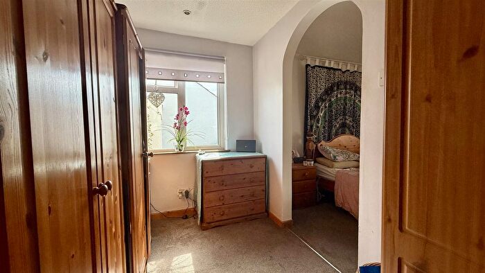 2 Bedroom Detached Bungalow For Sale In The Brittons, Braunton, EX33