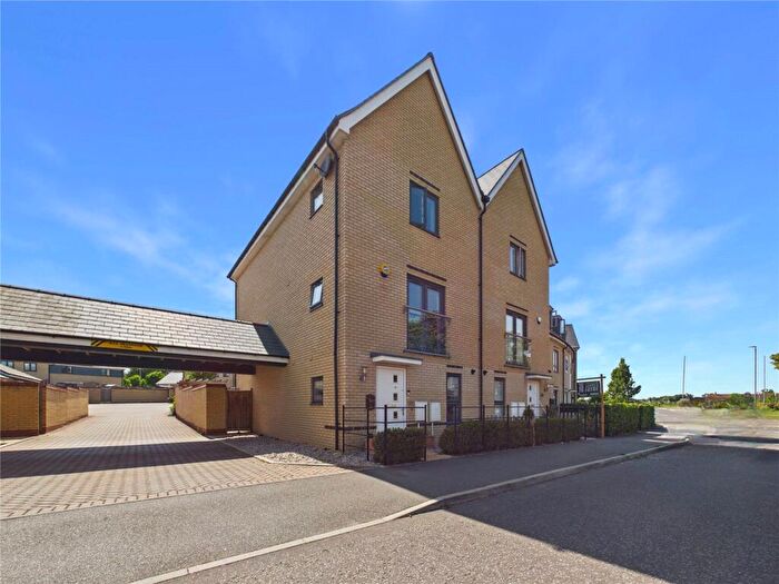 4 Bedroom Semi-Detached House For Sale In Laurence Byrne Avenue, Stanway, Colchester, Essex, CO3