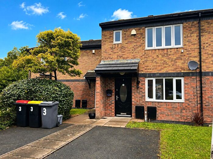 2 Bedroom Detached House For Sale In Parkview Close, Morecambe, Lancashire, LA4