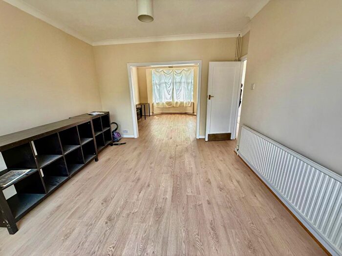 4 Bedroom End Of Terrace House To Rent In Harrow Road, Wembley, Middlesex, HA9
