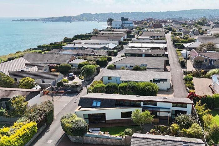 3 Bedroom Bungalow For Sale In Ballard Estate, Swanage, BH19