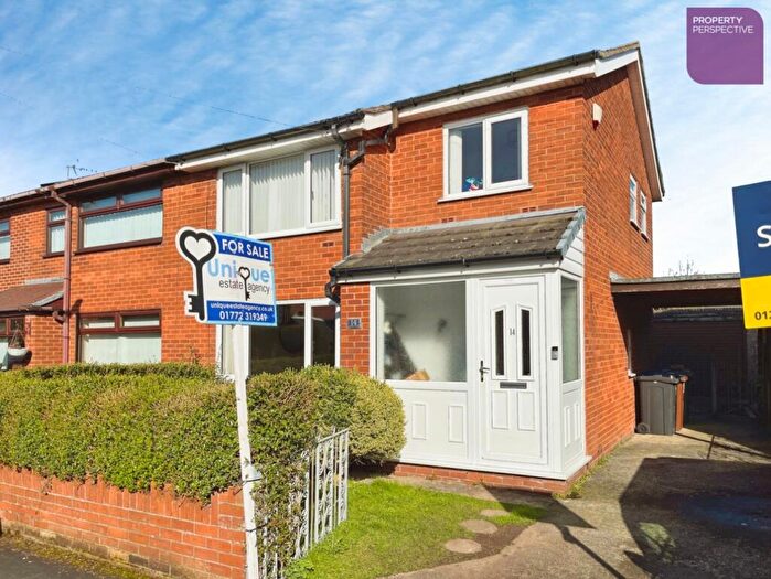 3 Bedroom Semi-Detached House For Sale In Church Walk, Wesham, Preston, PR4