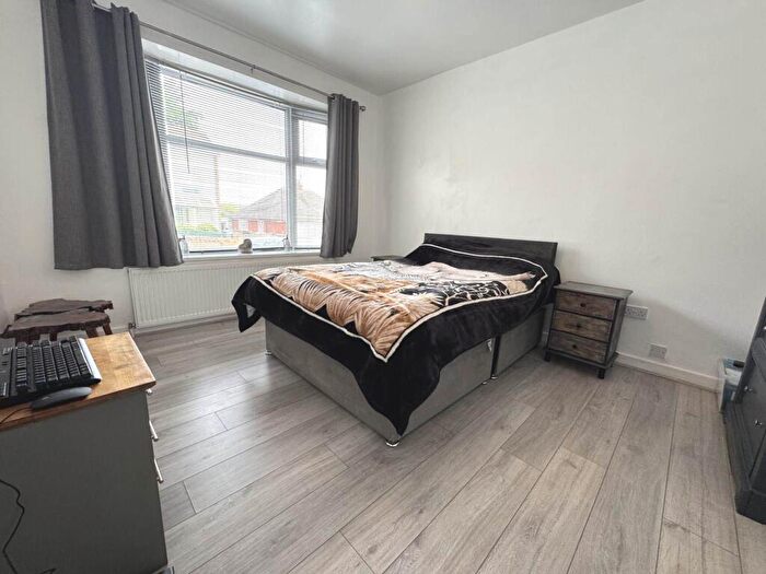 2 Bedroom Semi-Detached Bungalow For Sale In Ingleway Avenue, Blackpool, FY3