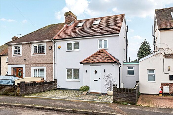 4 Bedroom Semi Detached House For Sale In Beauchamp Road, West Molesey, KT8