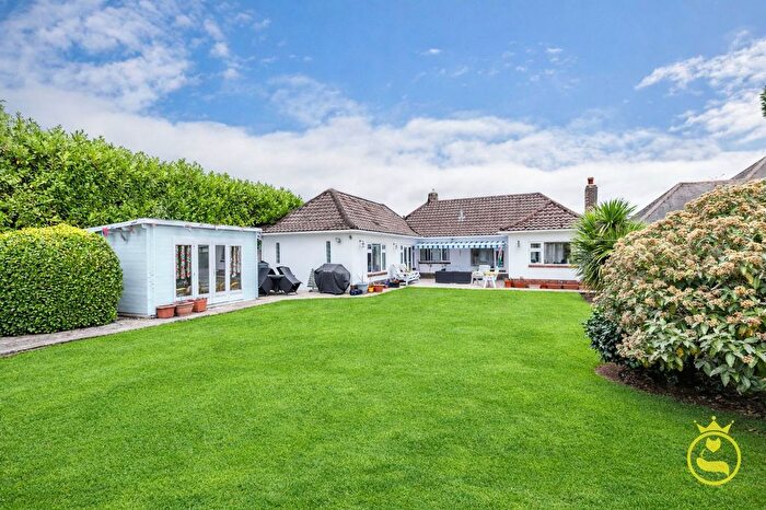 3 Bedroom Detached Bungalow For Sale In Dulsie Road, Talbot Woods, Bournemouth, BH3