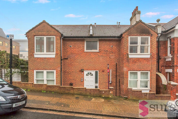 1 Bedroom Flat To Rent In Walpole Road, Brighton, BN2