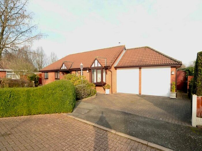 3 Bedroom Detached Bungalow To Rent In Castle Green, Westbrook, Warrington, WA5