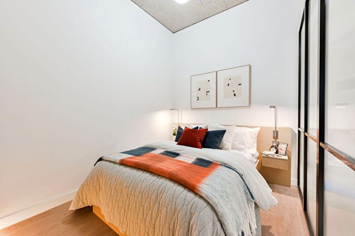 Studio To Rent In Hammersmith, Hammersmith, London, W6