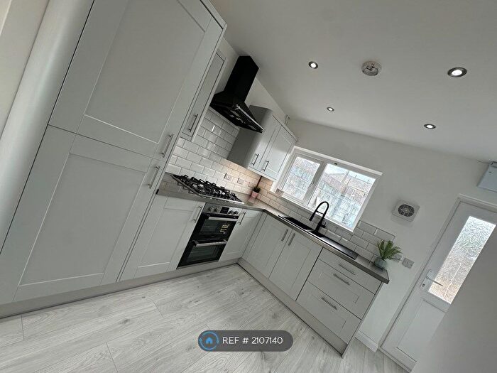 2 Bedroom Terraced House To Rent In Bond Avenue, Llanelli, SA15