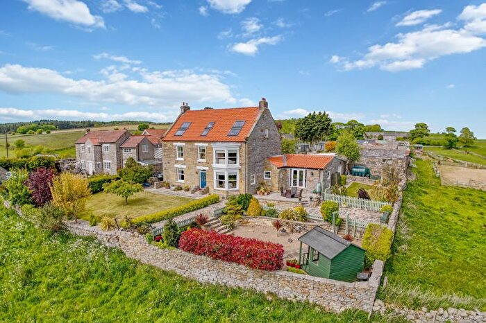 5 Bedroom Detached House For Sale In Newlands Road, Cloughton Newlands, YO13