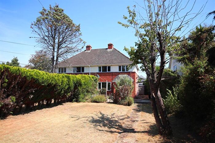 3 Bedroom Semi-Detached House To Rent In Ramley Road, Pennington, Lymington, SO41