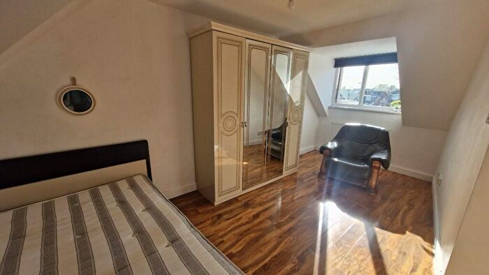 6 Bedroom House Of Multiple Occupation To Rent In Grafton Close, Cardiff(City), CF23