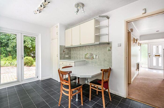 5 Bedroom Detached House To Rent In Park Road, Kenley, CR8