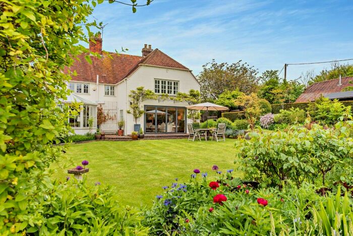 4 Bedroom Detached House For Sale In Aldworth, Reading, Berkshire, RG8