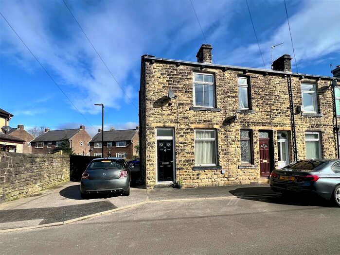 2 Bedroom End Of Terrace House To Rent In Prospect Street, Farsley, Pudsey, LS28