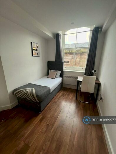 Studio To Rent In The Webberley, Stoke-On-Trent, ST1