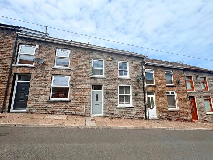 3 Bedroom Terraced House For Sale In Co-Operative Street, Ton Pentre, Pentre, CF41