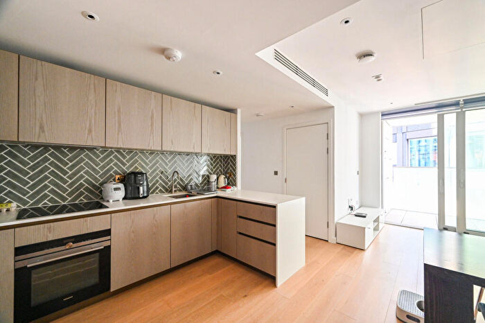 2 Bedroom Flat To Rent In The Atlas Building, Old Street, London, EC1V