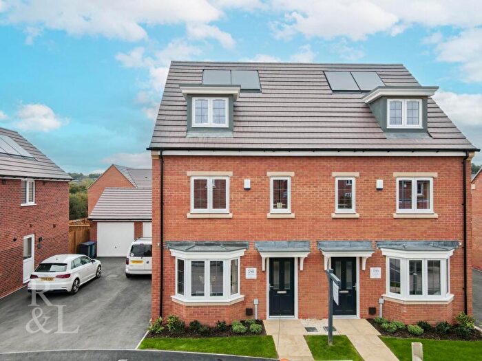 3 Bedroom Semi-Detached House For Sale In Elwin Grove, Radcliffe Upon Trent, NG12