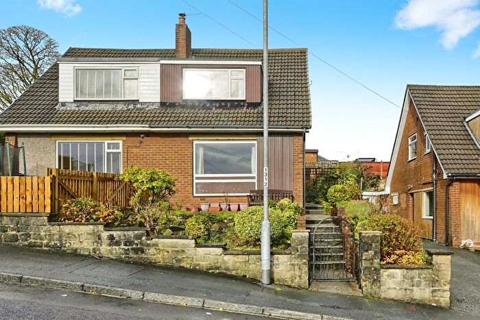 3 Bedroom Semi Detached House For Sale In Brockwell Gardens, Sowerby Bridge, HX6