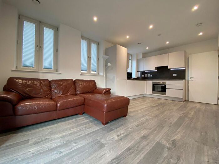 2 Bedroom Flat To Rent In Damsel Walk, London, NW9