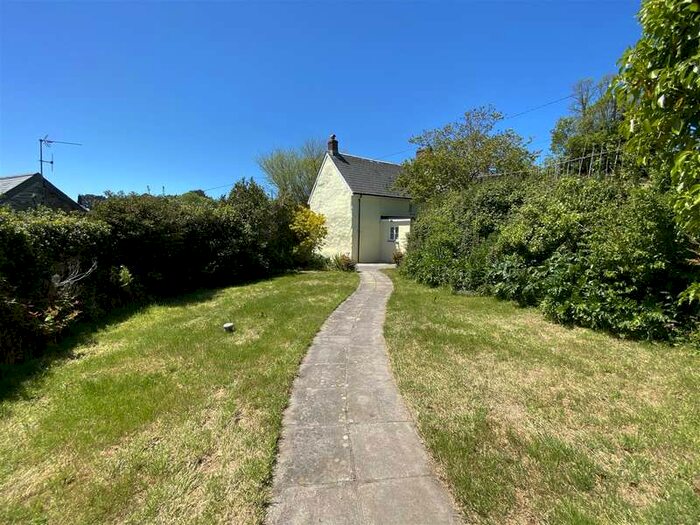 2 Bedroom Cottage House For Sale In St. Just In Roseland, TR2