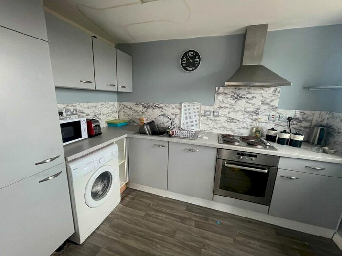 2 Bedroom Flat To Rent In The Pinnacle, Gomer Street, Willenhall, WV13