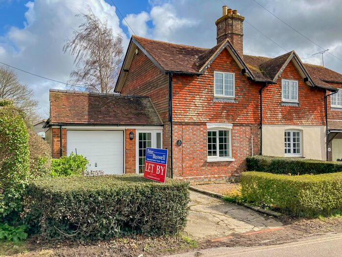 2 Bedroom Semi-Detached House To Rent In Bodiam, Robertsbridge, TN32