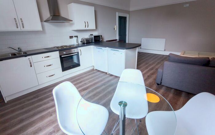 3 Bedroom Flat To Rent In Upper Parliament Street, L8