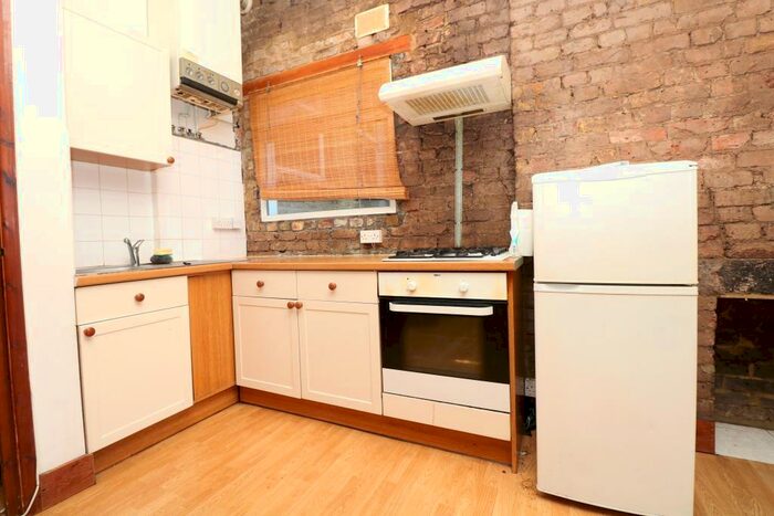 1 Bedroom Flat To Rent In Kimberley Gardens, Haringey, N4