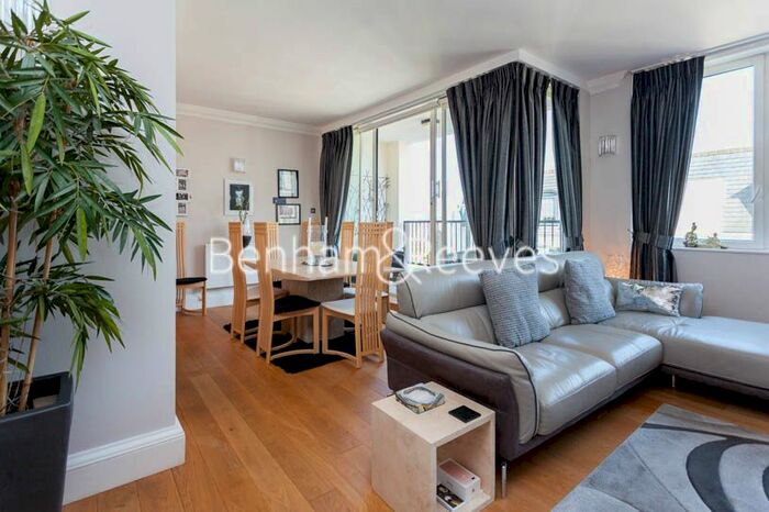 2 Bedroom Flat To Rent In Chelsea Harbour, Chelsea, SW10