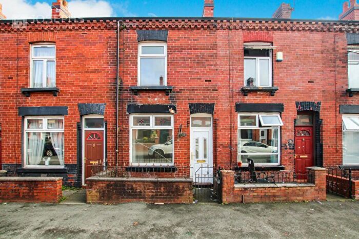 2 Bedroom Terraced House To Rent In Shepherd Cross Street, Bolton, Greater Manchester, BL1