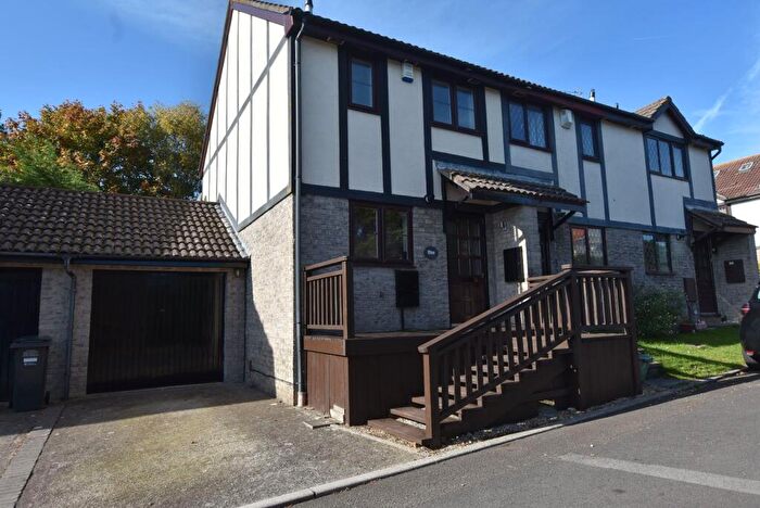 2 Bedroom House To Rent In Wincanton Close, Nailsea, North Somerset, BS48