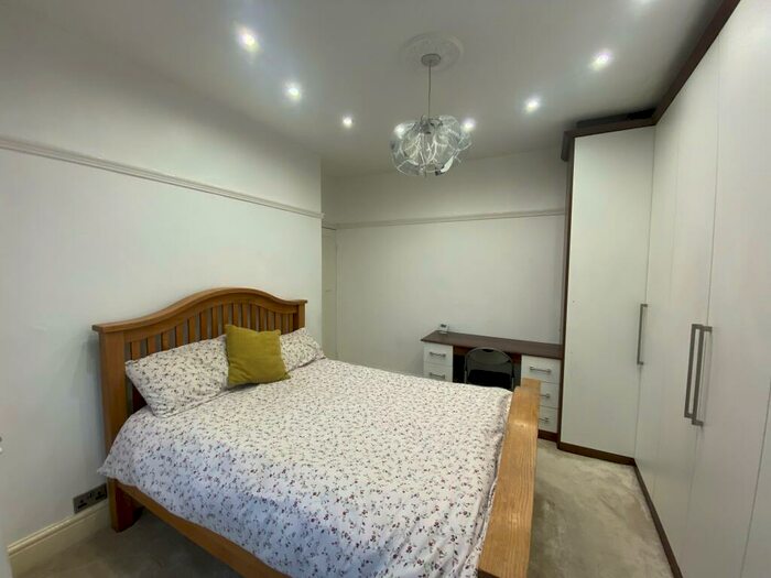 3 Bedroom Semi-Detached House To Rent In Park Road, Sale, Greater Manchester, M33