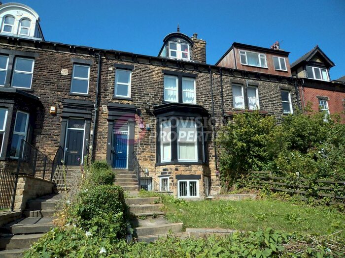 9 Bedroom Terraced House To Rent In Regent Park Terrace, Hyde Leeds, LS6