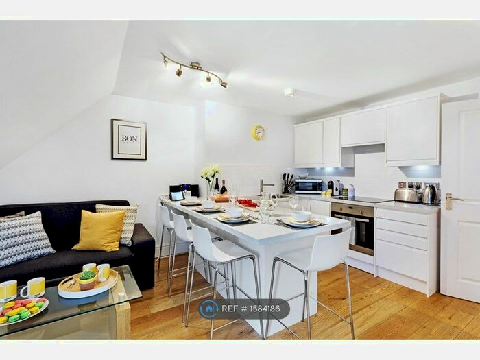 2 Bedroom Flat To Rent In High Street, Knaresborough, HG5