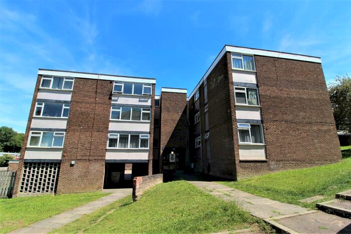 2 Bedroom Apartment To Rent In Westerdale, Hemel Hempstead, Hertfordshire, HP2