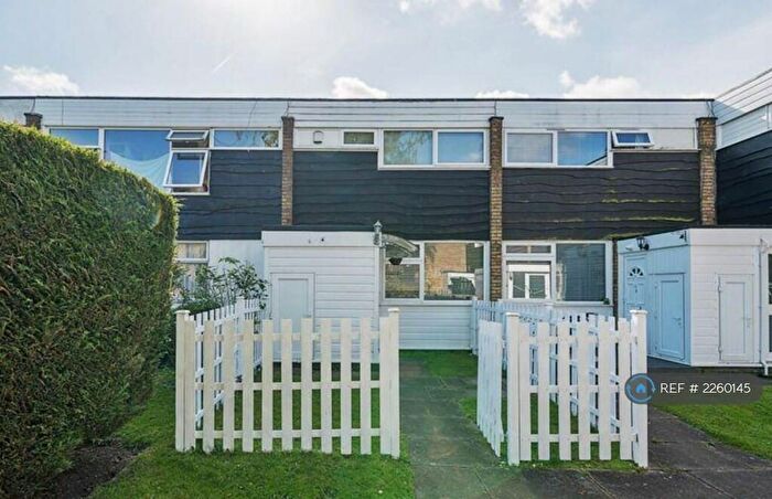 2 Bedroom Terraced House To Rent In Craybury End, London, SE9