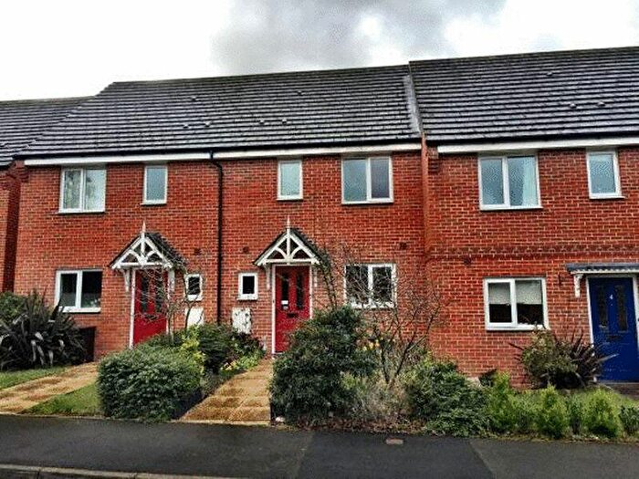 3 Bedroom Terraced House To Rent In Skippetts Gardens, Basingstoke, RG21