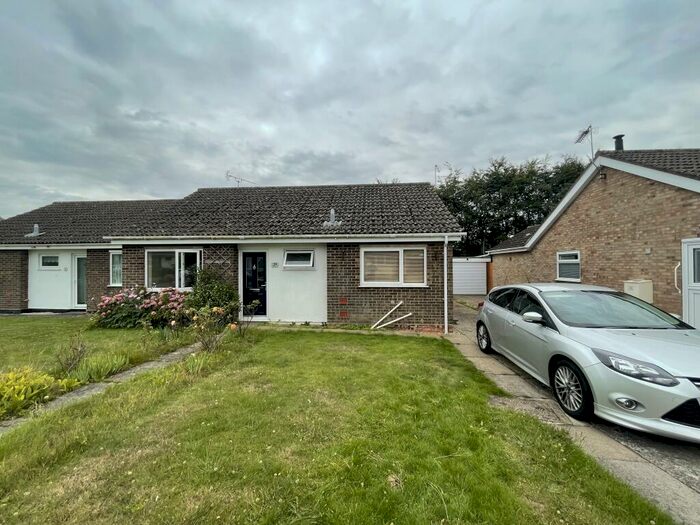 3 Bedroom Bungalow To Rent In Heron Gardens, Stalham, Norwich, NR12