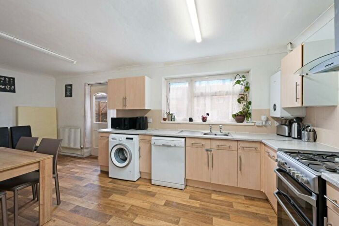 3 Bedroom Terraced House For Sale In Pound Road, Banstead, SM7