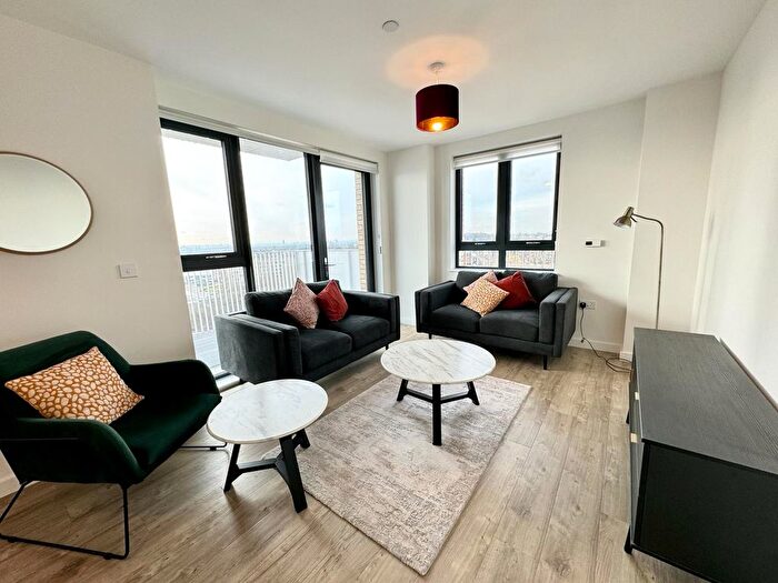 2 Bedroom Flat To Rent In Viscount House, Regency Heights, NW10