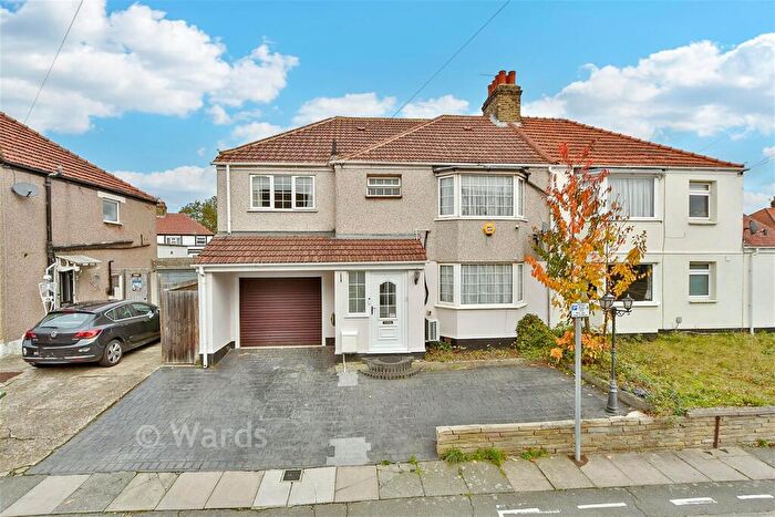 5 Bedroom Semi Detached House For Sale In Orchard Road, Welling, Kent, DA16