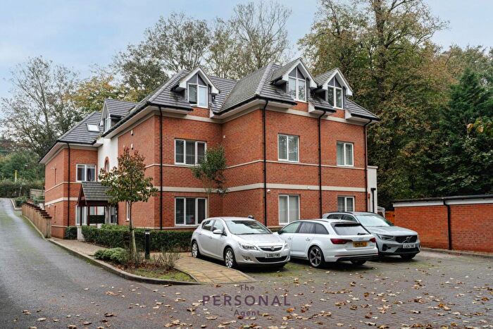 2 Bedroom Apartment To Rent In Ewell By Pass, Epsom, KT17