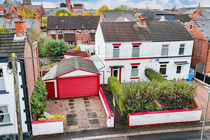 3 Bedroom Semi-Detached House For Sale In East Street, Long Eaton, NG10