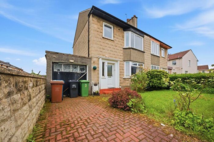 3 Bedroom Semi Detached House For Sale In Fetlar Drive, Simshill, G44