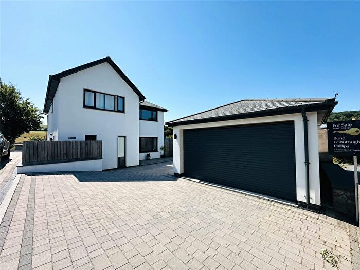 4 Bedroom Detached House For Sale In Limers Hill, Torrington, Devon, EX38