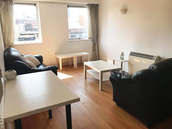 1 Bedroom Flat To Rent In , Whitworth Street West, Southern Gateway, Manchester, M1