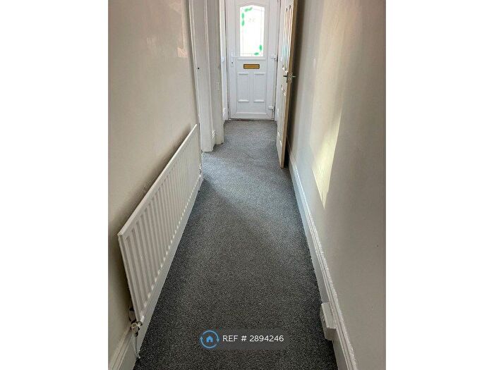2 Bedroom Flat To Rent In Woodlands Terrace, Gateshead, NE10
